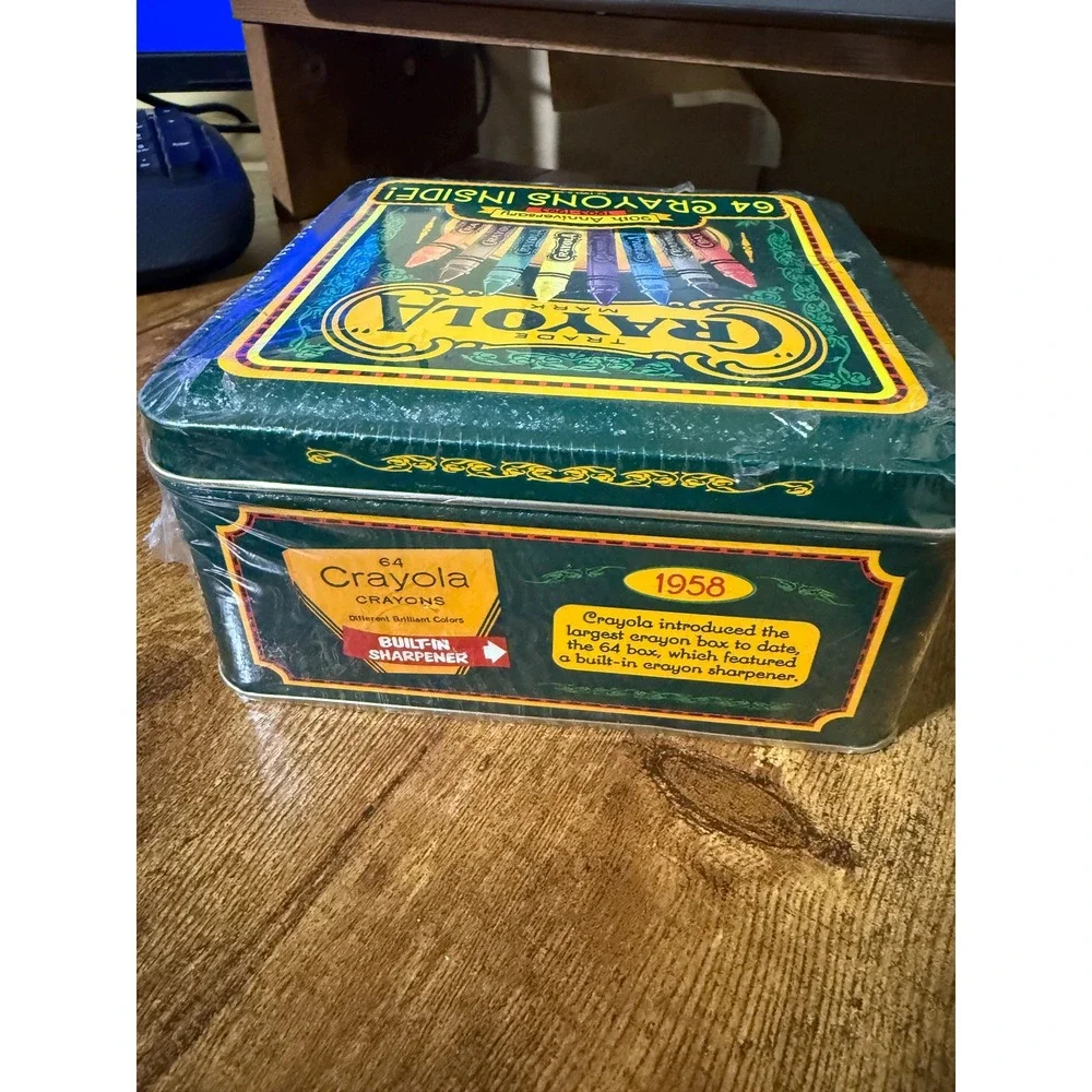 Vintage 1993 Crayola 90th Anniversary Collector Tin 64 Crayons Factory Sealed